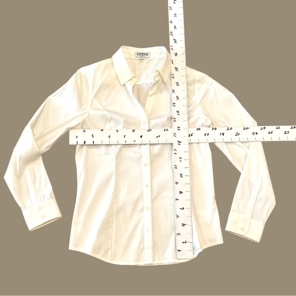 Express Original Fit Button Down White Shirt Like… - image 5